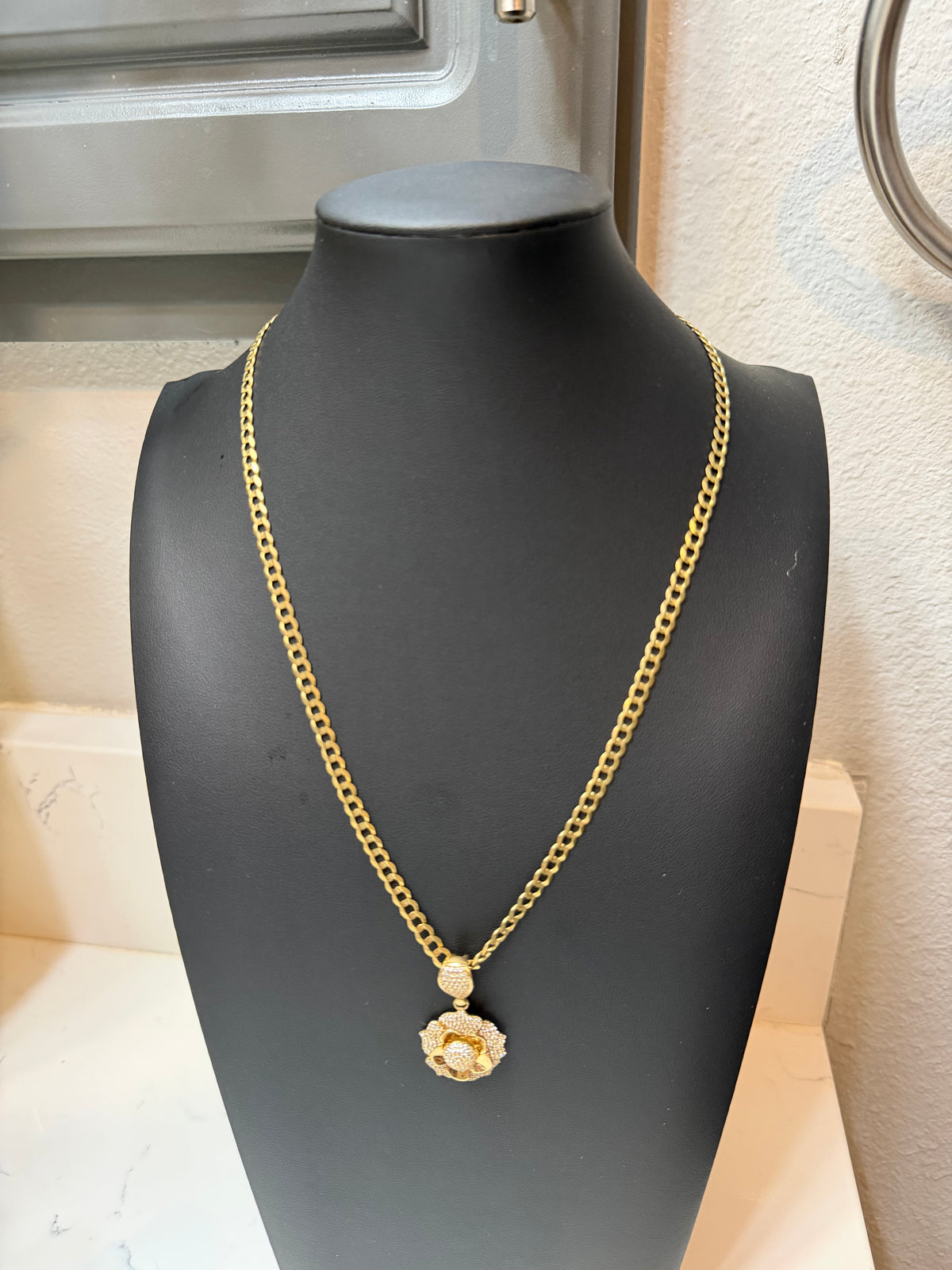 Chain flor de lotto 10k